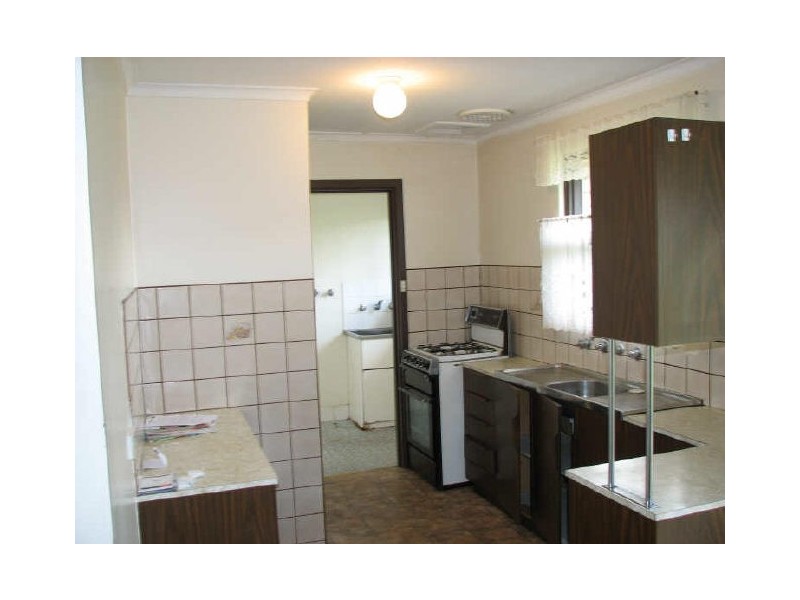 6 Adelaide Road, Mount Barker SA 5251