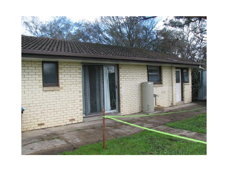 6 Adelaide Road, Mount Barker SA 5251