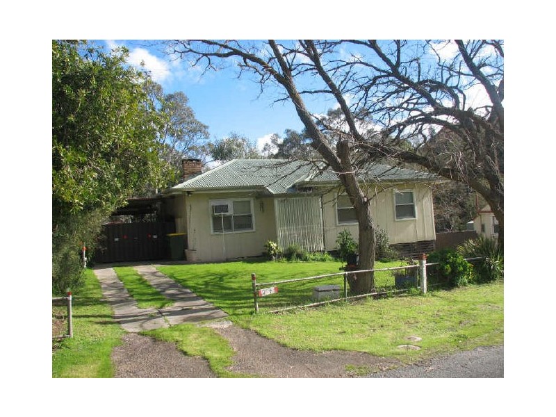 24 Smillie Street, Brukunga SA 5252