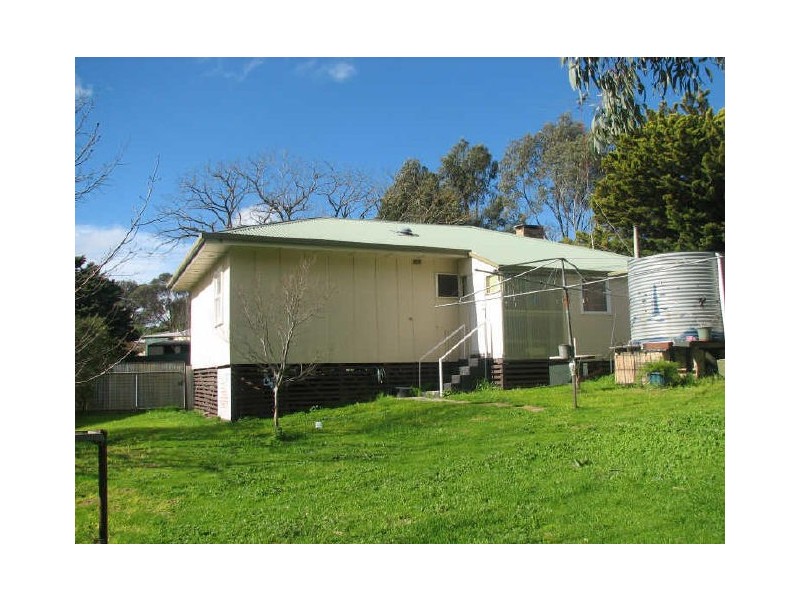 24 Smillie Street, Brukunga SA 5252