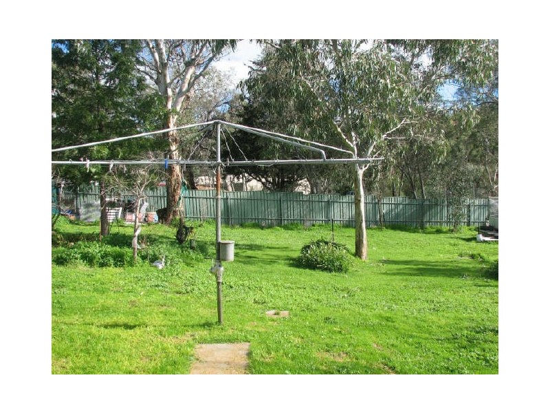 24 Smillie Street, Brukunga SA 5252