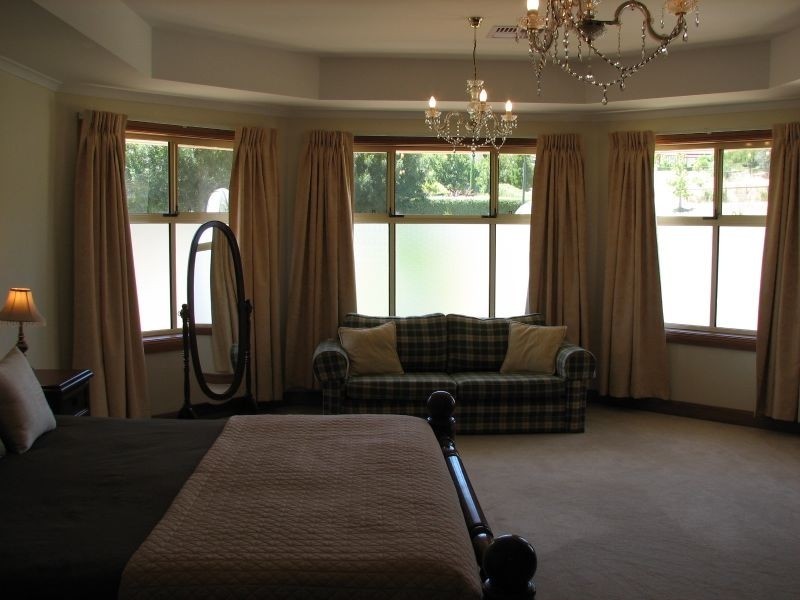 9 Fairfield Road, Mount Barker SA 5251