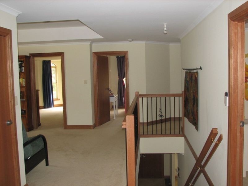 9 Fairfield Road, Mount Barker SA 5251