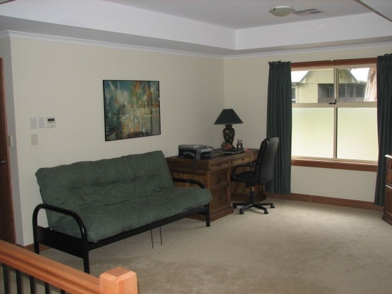 9 Fairfield Road, Mount Barker SA 5251