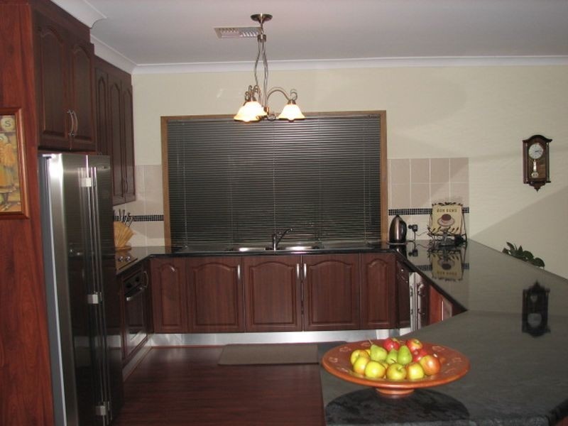 9 Fairfield Road, Mount Barker SA 5251