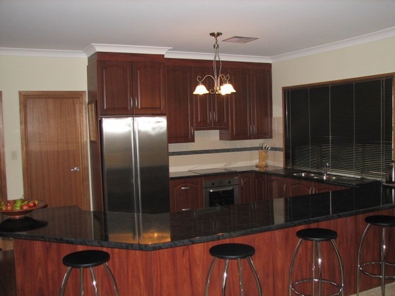 9 Fairfield Road, Mount Barker SA 5251