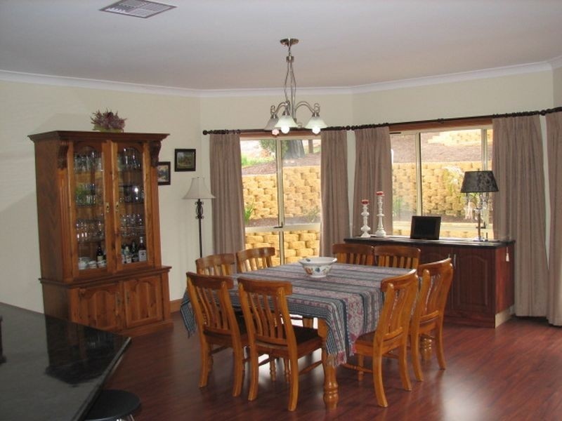 9 Fairfield Road, Mount Barker SA 5251