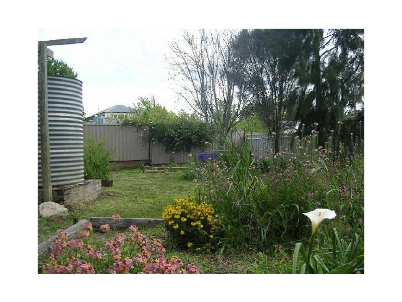 34 Victoria Road, Mount Barker SA 5251