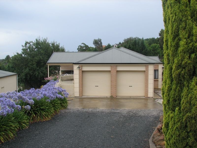 11A Duncan Crescent, Mount Barker SA 5251