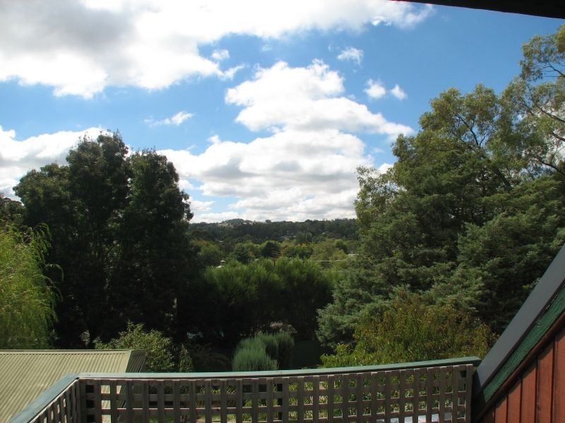 8 Hereford Avenue, Hahndorf SA 5245