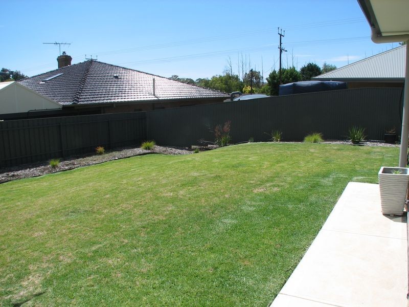 4 Duchess Court, Mount Barker SA 5251