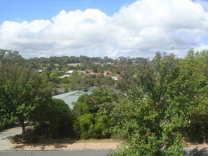 16 Cowan Avenue, Littlehampton SA 5250