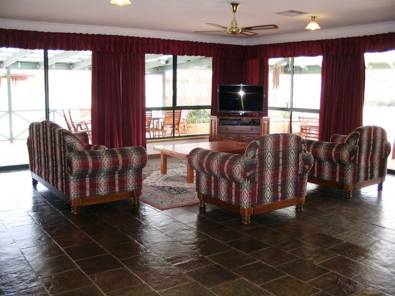 7 Evans Street (Off Felix St), Woodside SA 5244