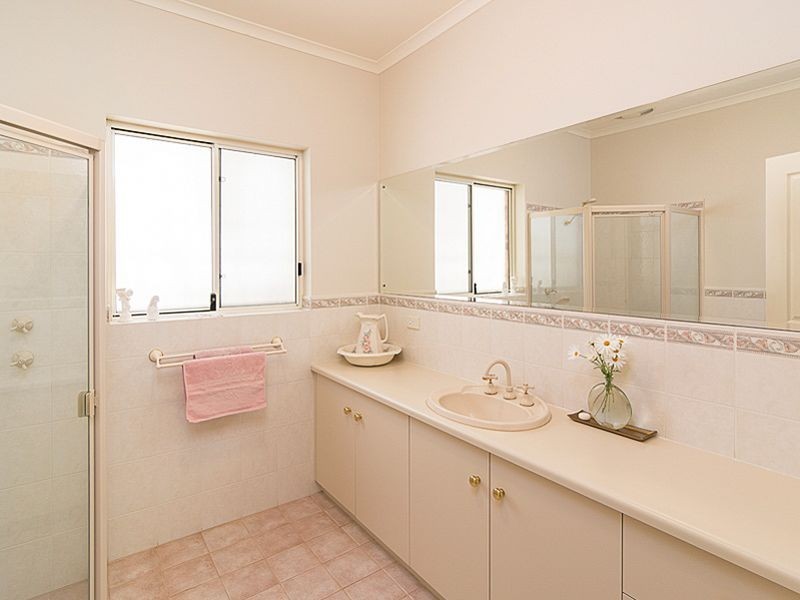 4 Wellow Crescent, Mount Barker SA 5251