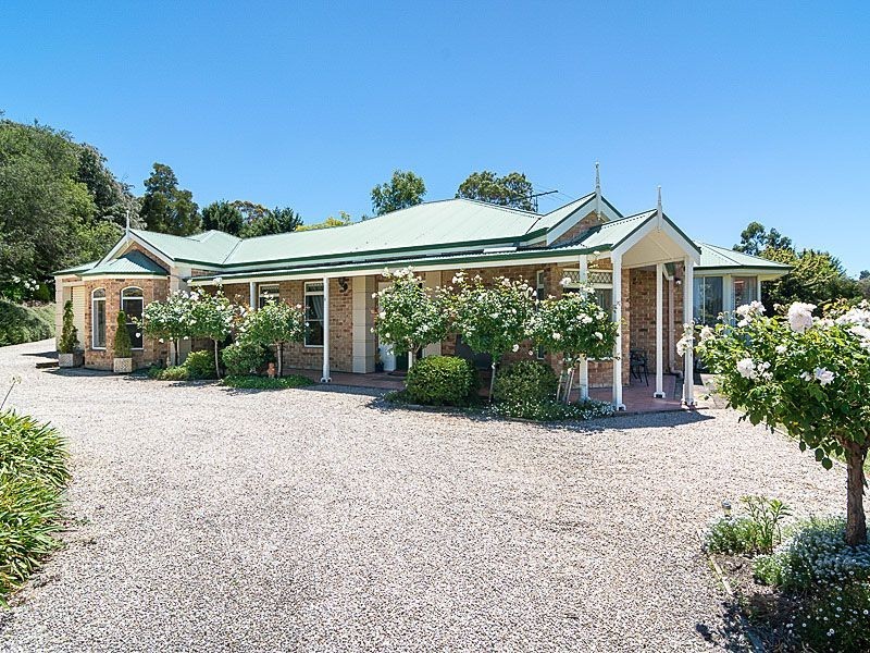 4 Wellow Crescent, Mount Barker SA 5251