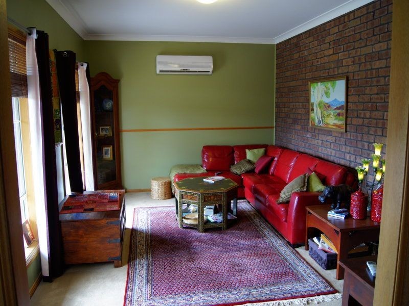 8 Dalmeny Drive, Mount Barker SA 5251