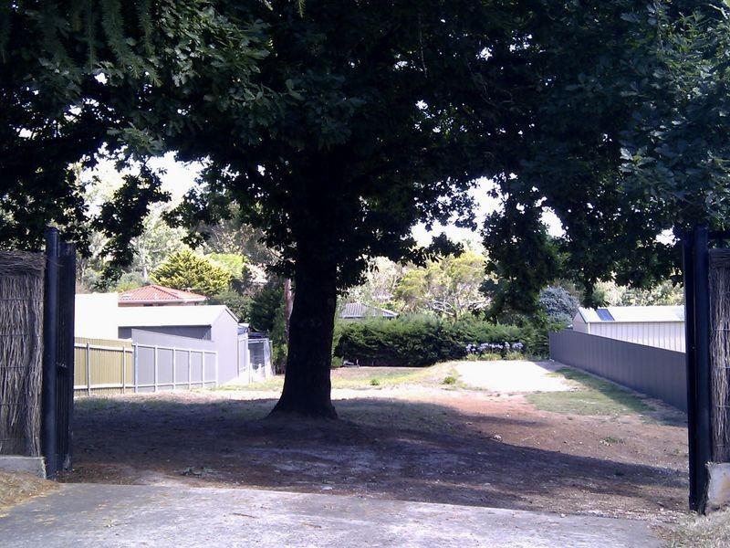 10 & 12a Johns Lane, Hahndorf SA 5245