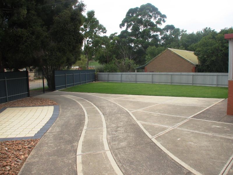 5 Hampden Road, Mount Barker SA 5251