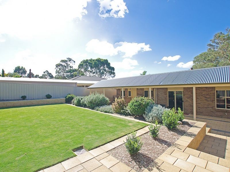 111 Hurling Drive, Mount Barker SA 5251