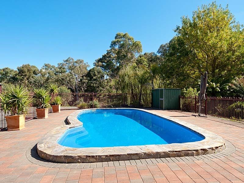 11 Nitschke Road, Littlehampton SA 5250