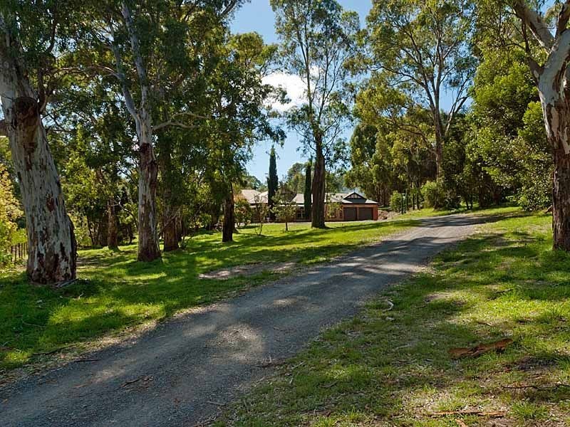 11 Nitschke Road, Littlehampton SA 5250