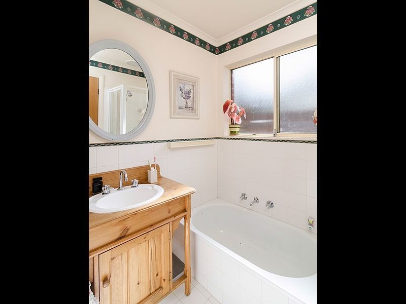 2/9 North Terrace, Littlehampton SA 5250