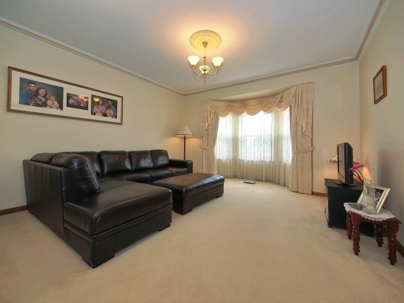 10 Smeaton Crescent, Littlehampton SA 5250