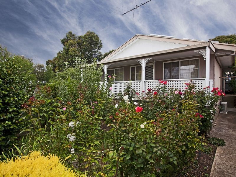 13 & 13B Oliver Court, Mount Barker SA 5251