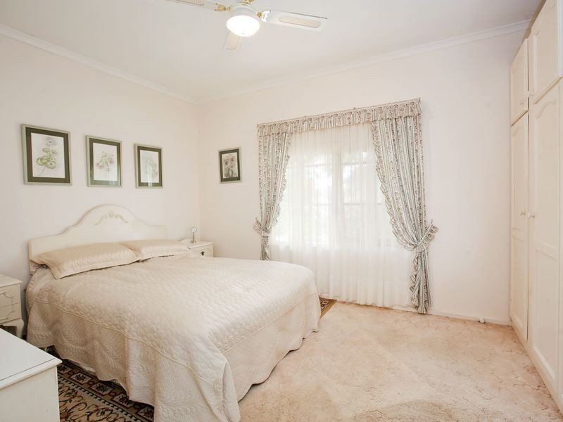 13 & 13B Oliver Court, Mount Barker SA 5251