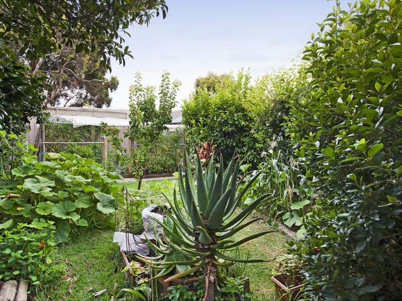 13 & 13B Oliver Court, Mount Barker SA 5251