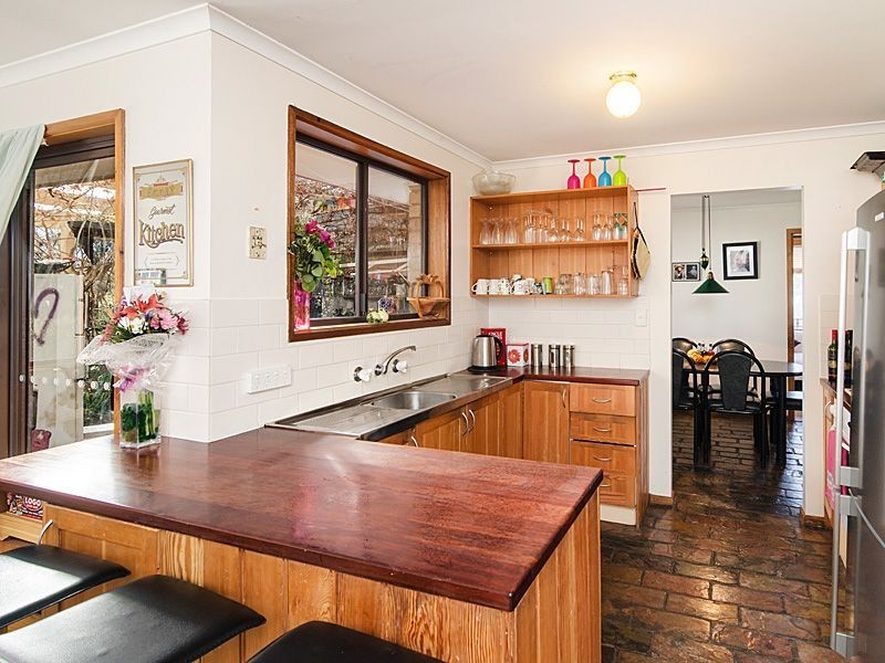 8 Acacia Street, Mount Barker SA 5251