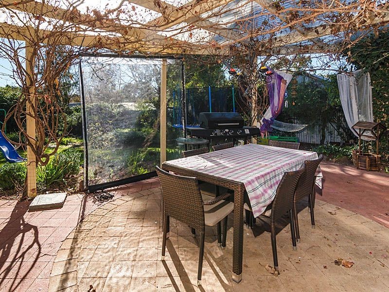 8 Acacia Street, Mount Barker SA 5251