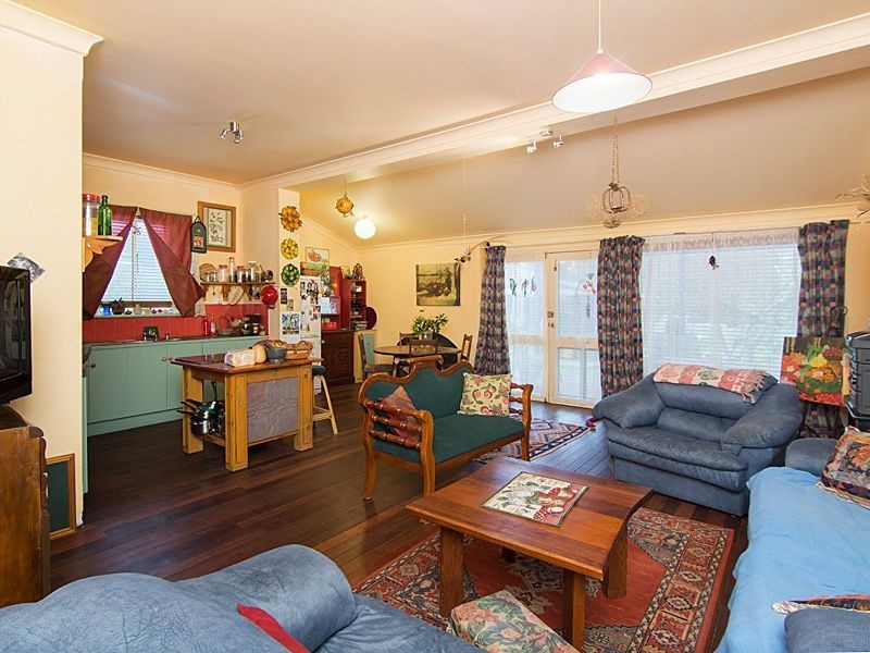 4 Watson Street, Macclesfield SA 5153