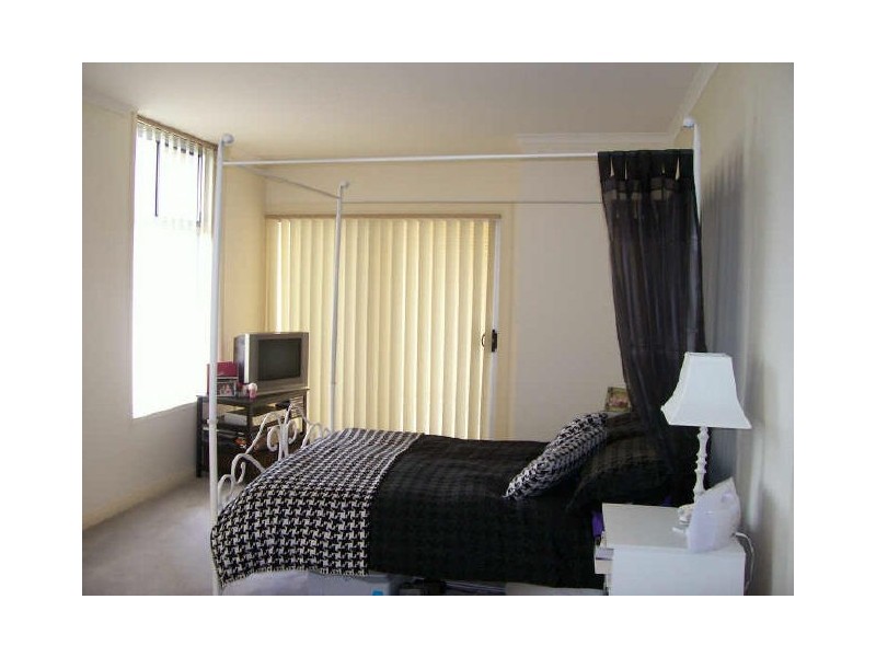 Apt 1005/3 Lake Terrace West, Mount Gambier SA 5290