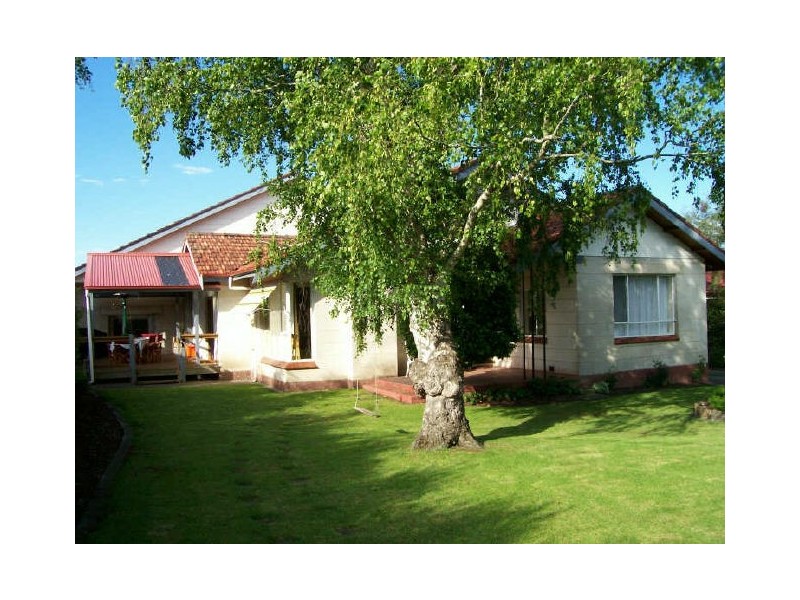23 Lake Terrace East, Mount Gambier SA 5290