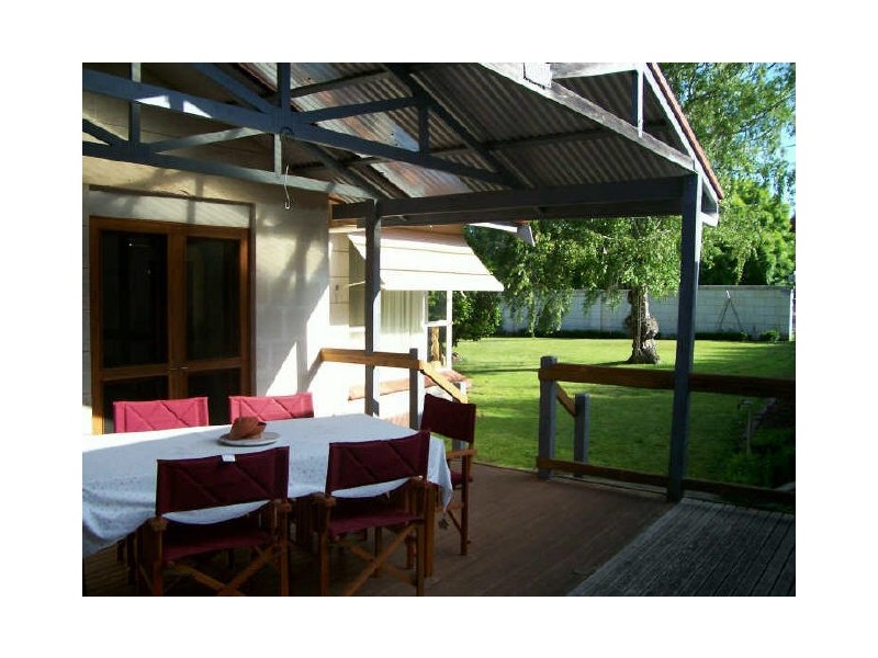 23 Lake Terrace East, Mount Gambier SA 5290