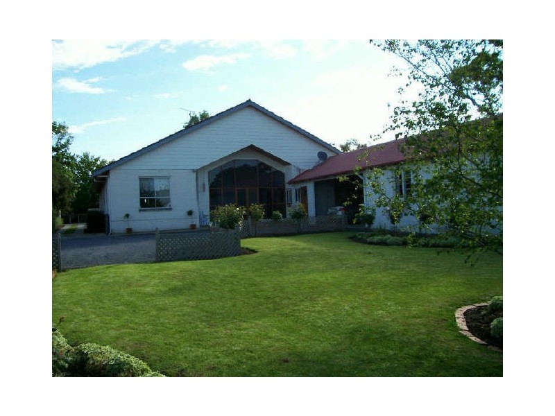 23 Lake Terrace East, Mount Gambier SA 5290