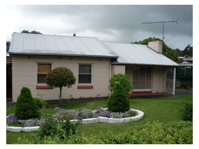 77 Crouch Street South, Mount Gambier SA 5290