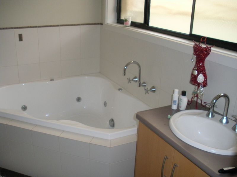 16a Bellvale Court, Mount Gambier SA 5290