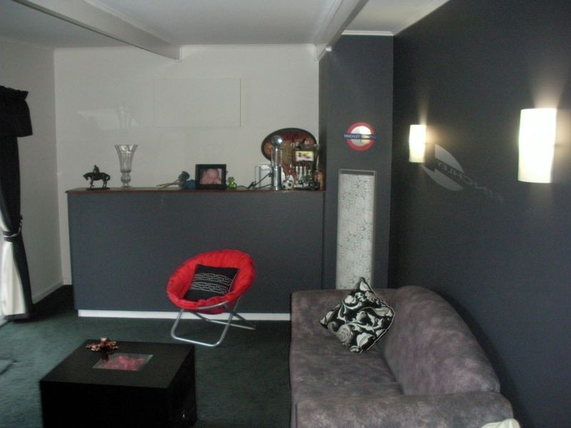 6 Price, Mount Gambier SA 5290