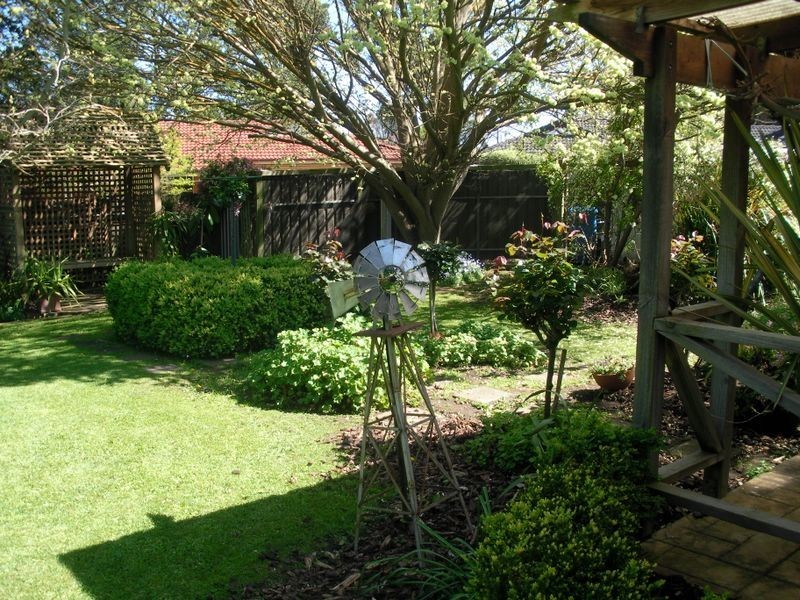 27 Sunset Drive, Mount Gambier SA 5290