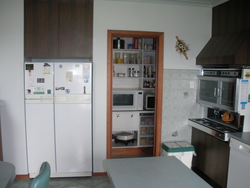 57 Lake Terrace West, Mount Gambier SA 5290