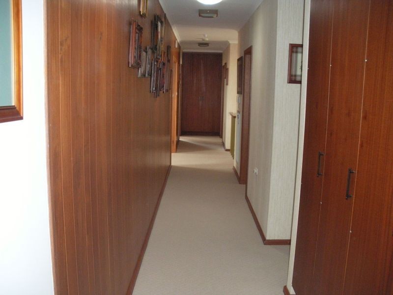 57 Lake Terrace West, Mount Gambier SA 5290