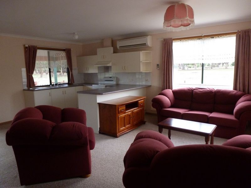 67 Pinehall Avenue, Mount Gambier SA 5290