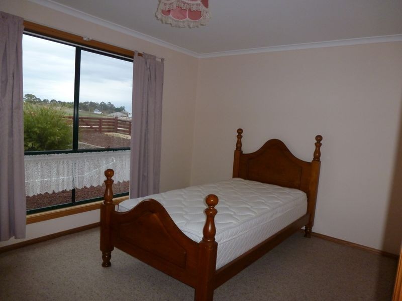 67 Pinehall Avenue, Mount Gambier SA 5290