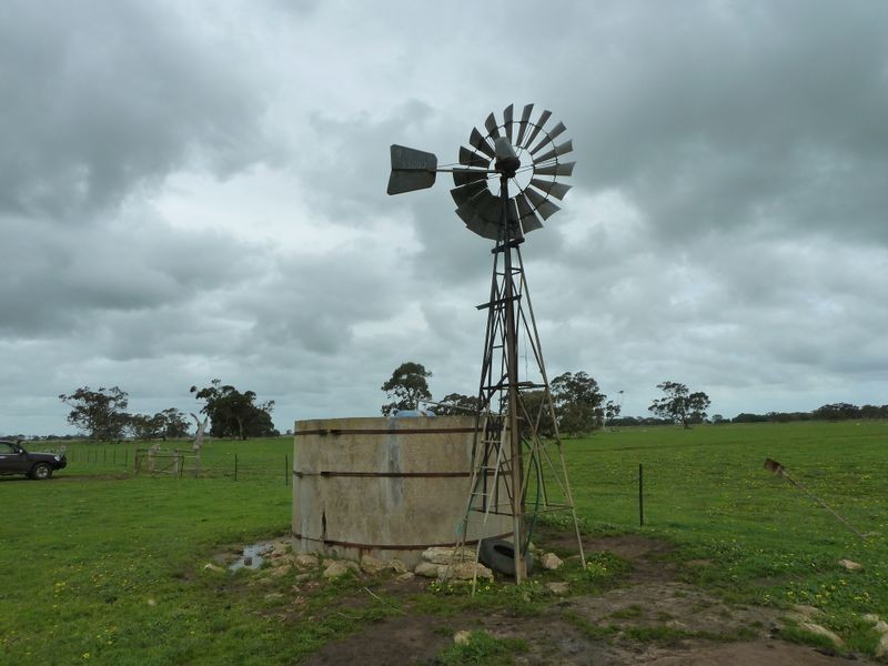 24202 Princes Highway, Greenways SA 5272