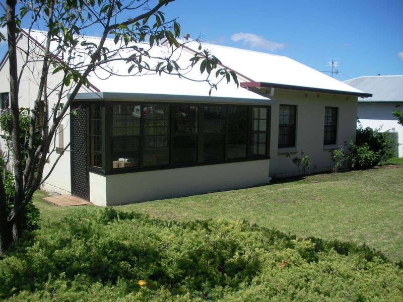 63 Lake Terrace East, Mount Gambier SA 5290