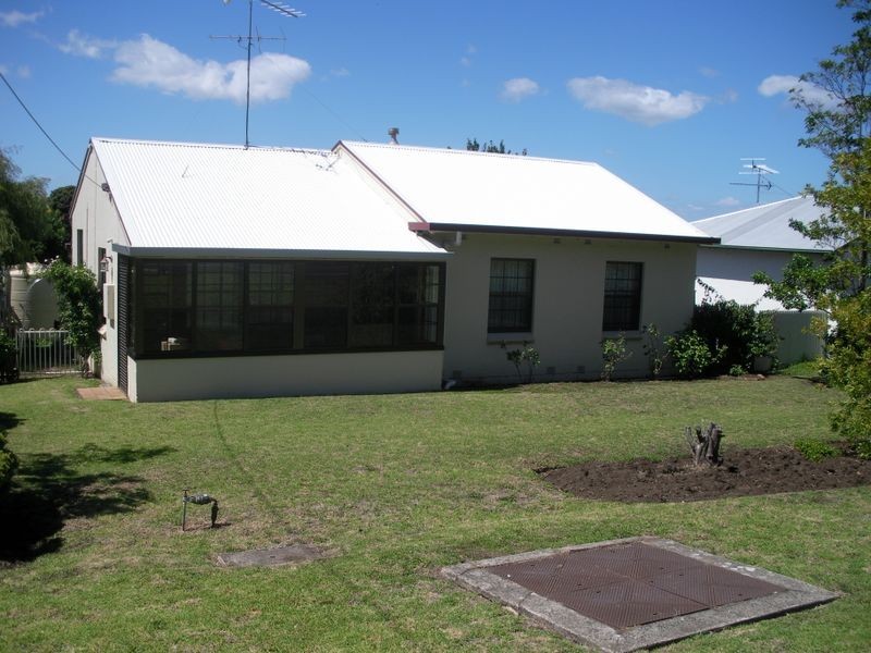 63 Lake Terrace East, Mount Gambier SA 5290