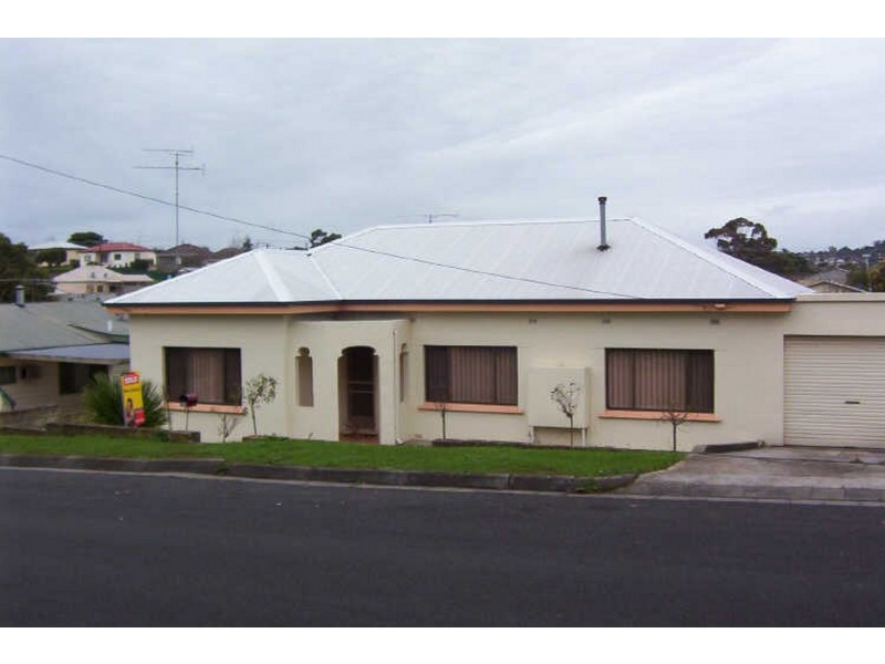 11 Montgomery Avenue (house), Mount Gambier SA 5290