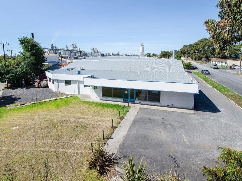 33-35 White Avenue, Mount Gambier SA 5290